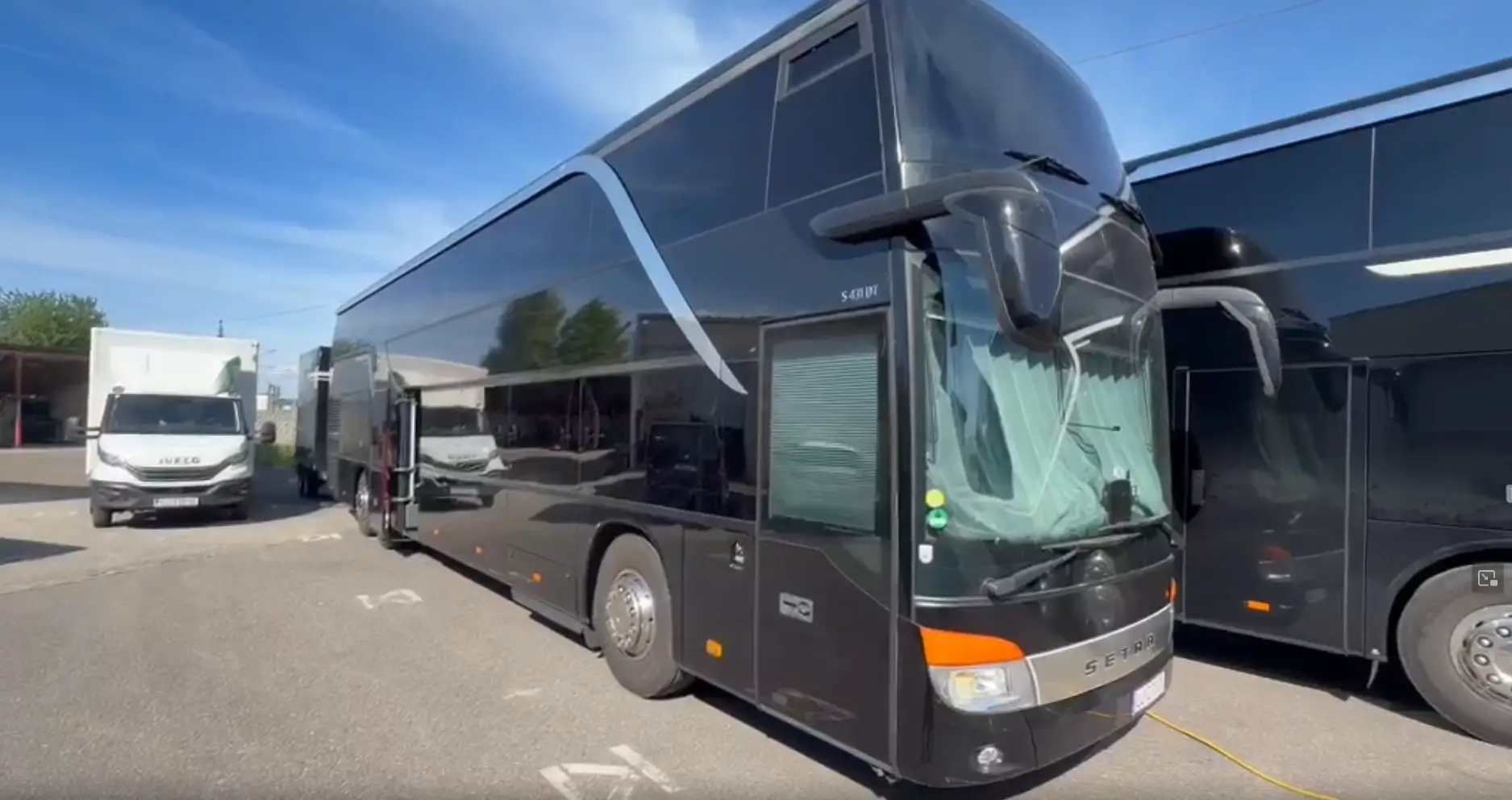 Bus 1 walkaround video preview